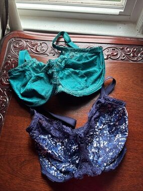 Two 34H Women’s Lace-Trim Bras - Teal, Navy & White